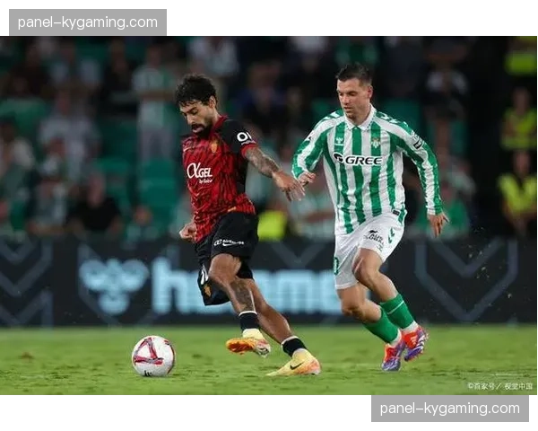 塞维利亚1-1皇家社会，奥坎波斯点射救主